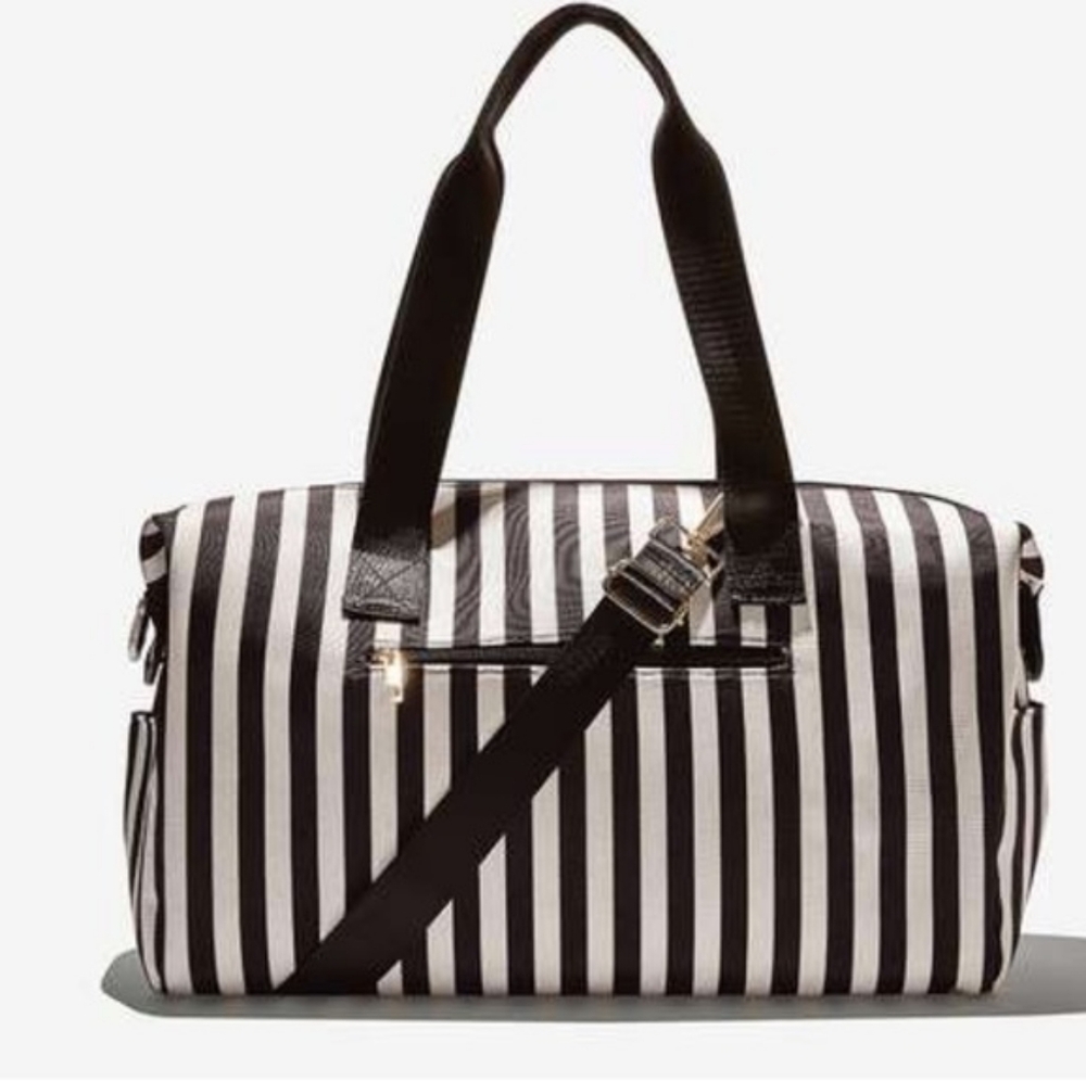 Nwt Alice + Olivia Black and White Striped Duffle Bag w Strap